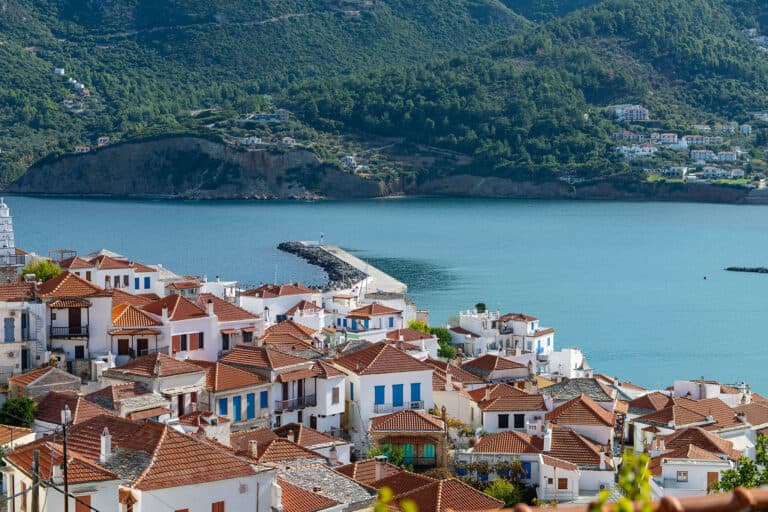 Explorer la ville de Skopelos (Chora)