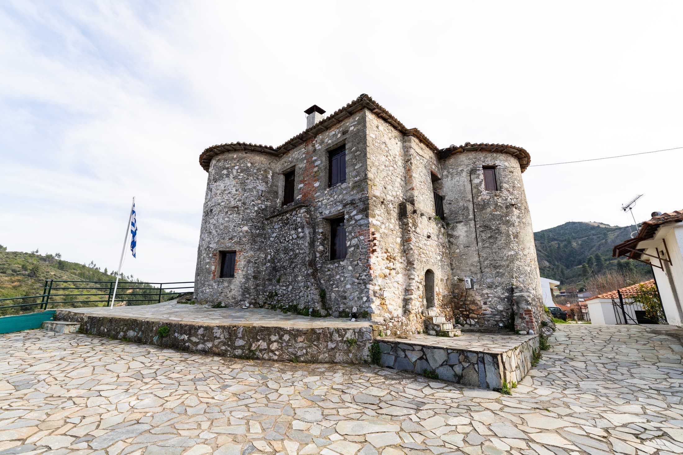 drosinis-tower