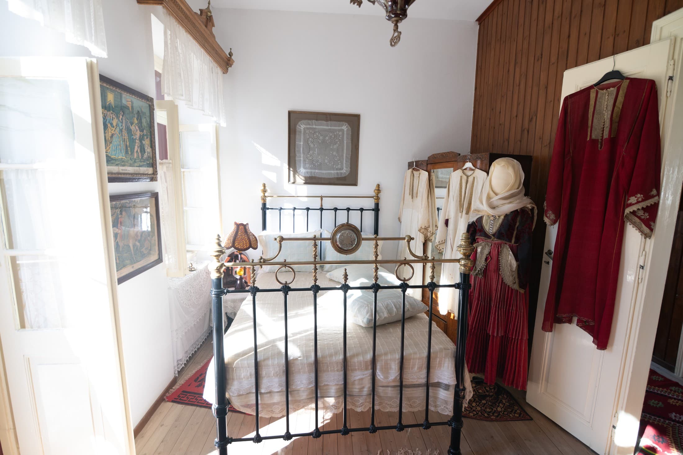 Gallery image
