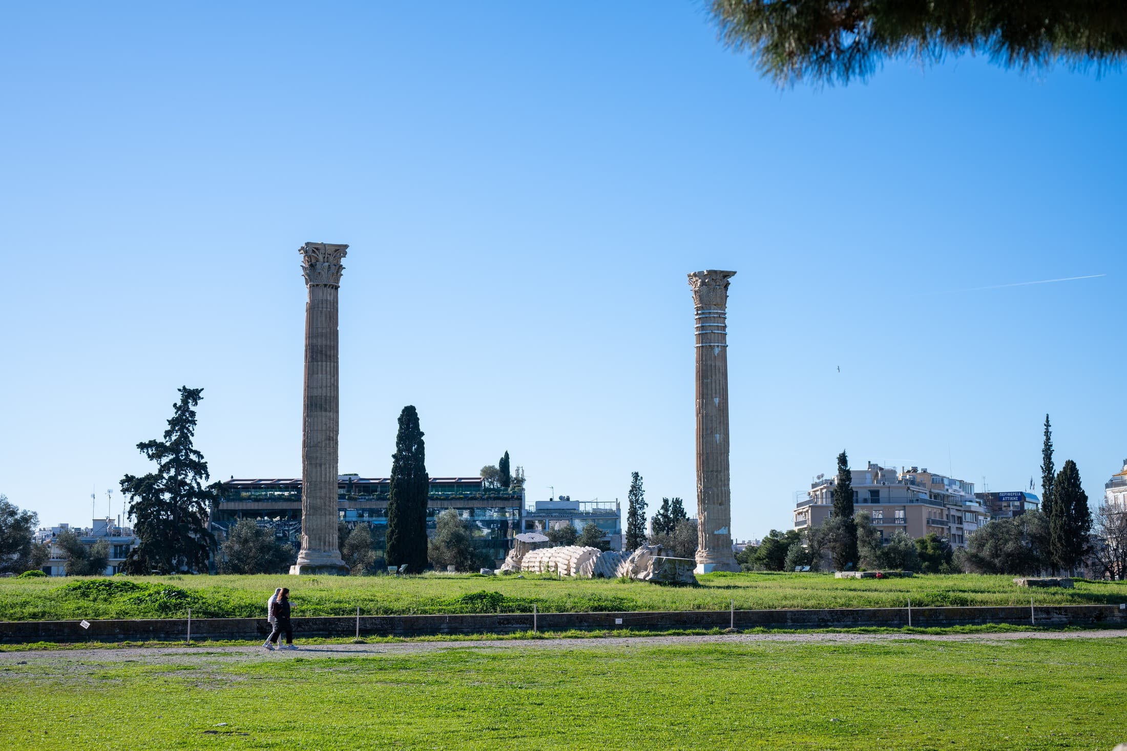 Ολυμπιείο και Πύλη του Αδριανού