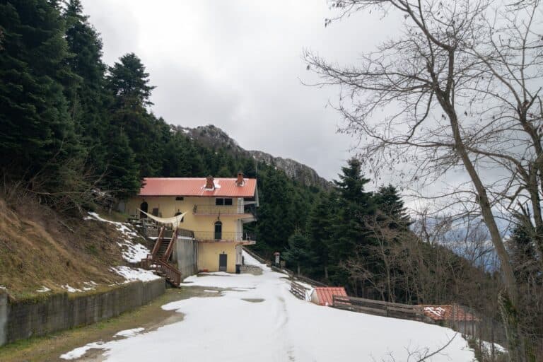 Refugio de Montaña de Deskati