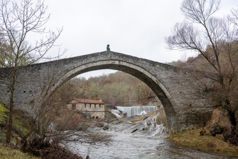 Puentes de Grevena