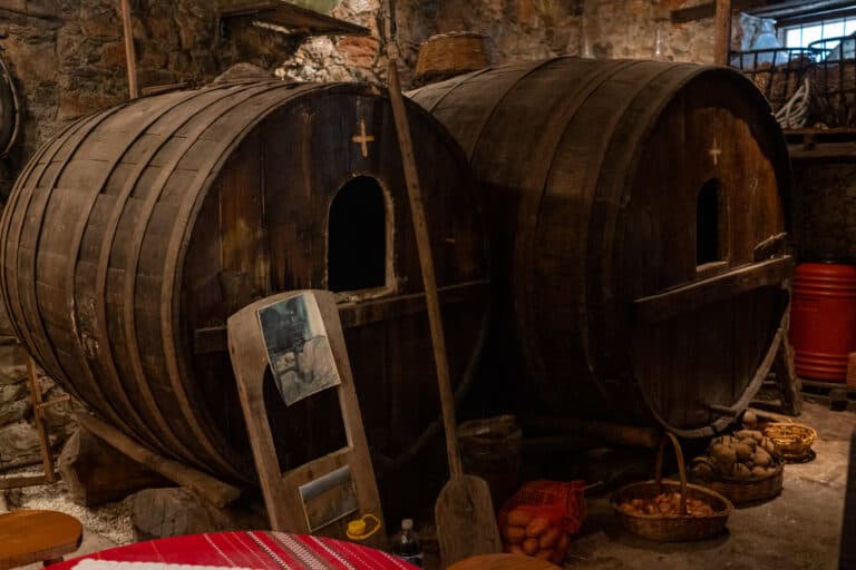 Le Tsipouro (eau de-vie de marc) de Tyrnavos