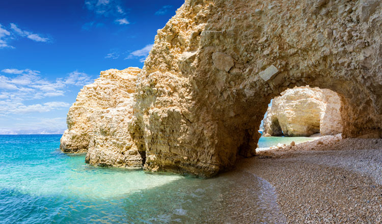 5 things you should not miss from your holiday in Greece
