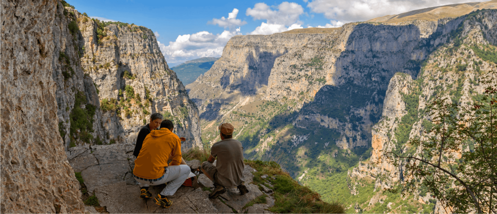 Hiking in the Greek mountains