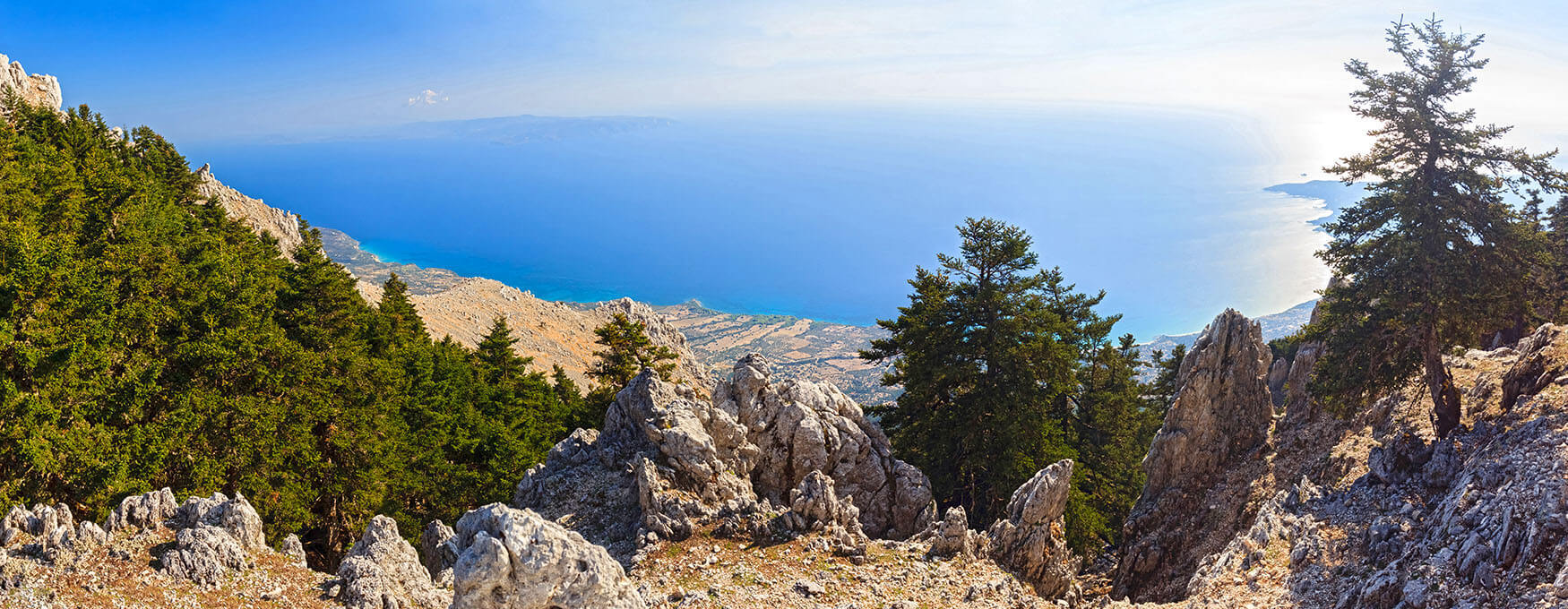 Cunoașteți insula Kefalonia: bijuteria Mării Ionice care combină frumusețea naturală și istoria antică