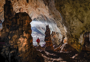 antimanto_7800_hikingonmtparnassos_555x360