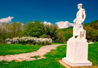 east-coast-aristotle-park-2_555x360