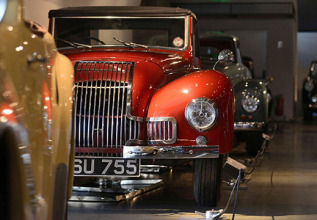 hellenic_motor_museum_2340_hellenicmotormuseum_555x360