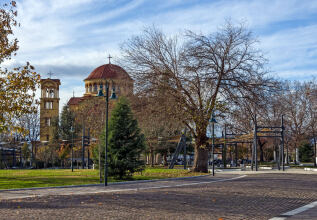 i_1057439914_larisa_1310x769