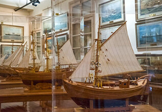 merakos_01_maritimemuseums-chios_555x360