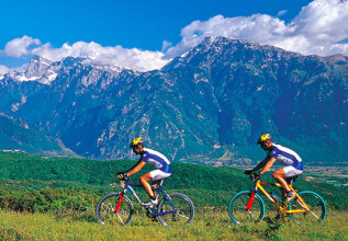 nikolopoulos_mountainbikingepirus-gamila_555x360