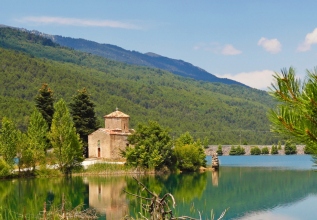 s519797317_lake_doxa_1750x680