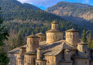 s_1010933599_southpindos-doliana-mtimioustavrou_555x360