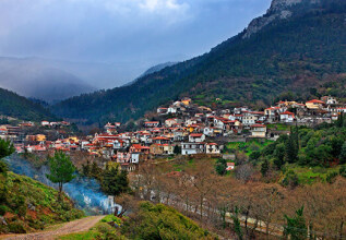 s_1247423860_hikingsteni_555x360