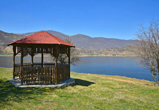 s_1575194623_lakesvegoritida_555x360