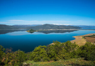 s_277188587_lakes-prespes_555x360