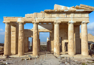 s_508776202_acropolis-propylaea_555x360