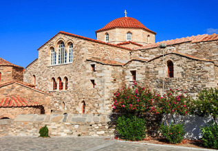 s_572596177_paros-ekatontapyliani_555x360