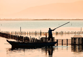 tsafos_063_lakes-messolonghilagoon_555x360