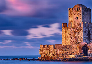 tsafos_444_castles-methoni_555x360