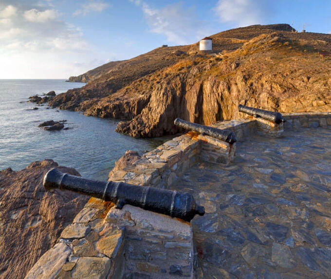 View from above with the castle and the canons overlooking the sea