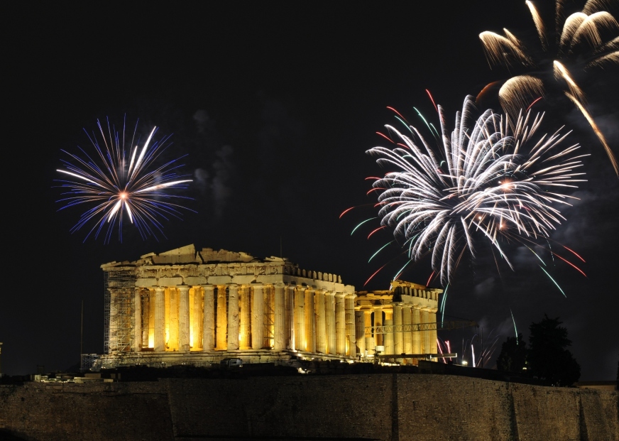 Best spots to watch fireworks on New Year's Eve in Greece